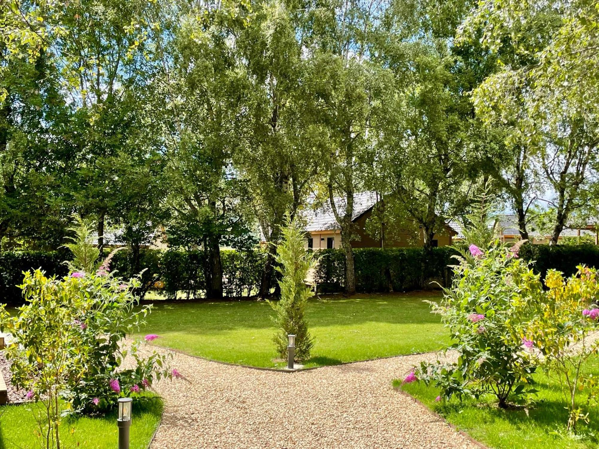 Domaine Les 2 Mondes Otel Aydat Dış mekan fotoğraf