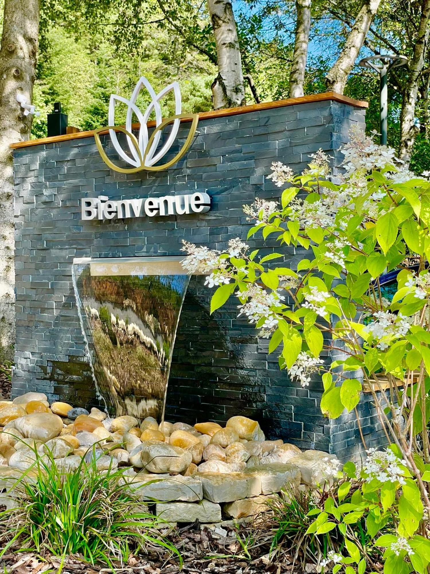 Domaine Les 2 Mondes Otel Aydat Dış mekan fotoğraf